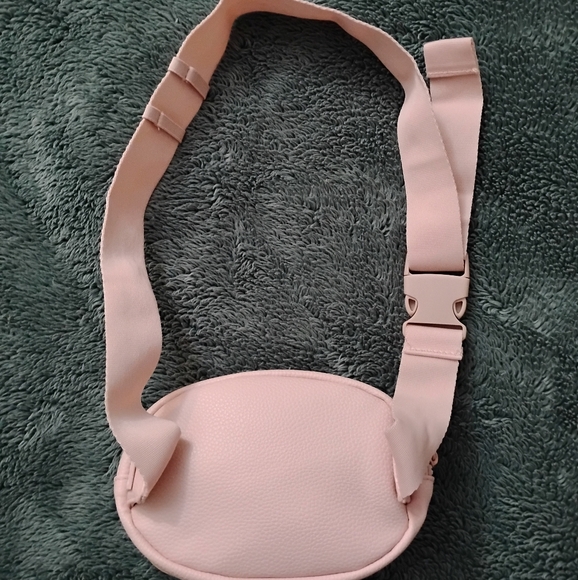 Reebok Belt Bag Crossbody Bag Women's - Picture 2 of 4